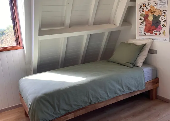 בית נופש Le Soleil D'eyraud *